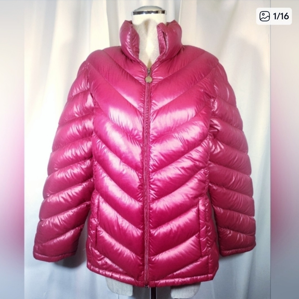 Calvin Klein Down Puffer Jacket,Women Red Water Resistnt ZipUp, Pckts, Collar, L